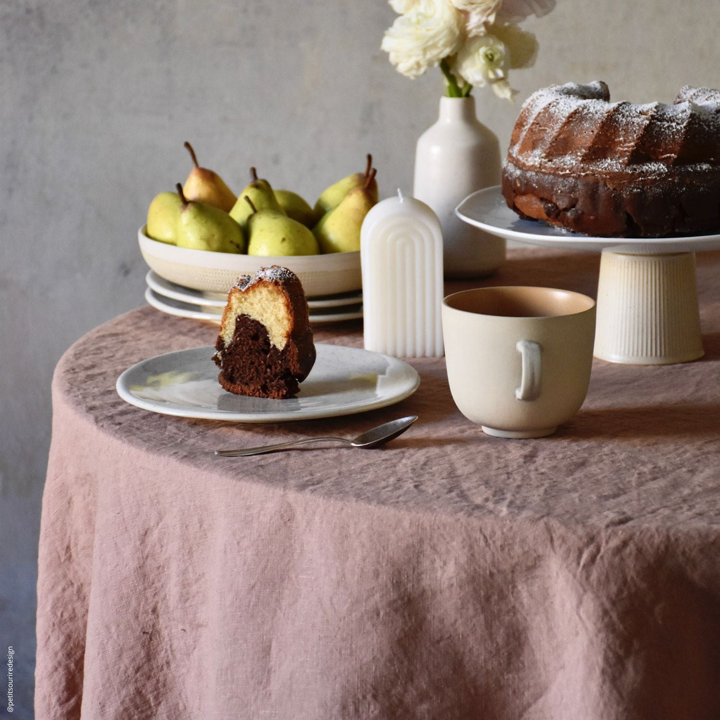 Cafe Creme Lightweight Linen Round Tablecloth